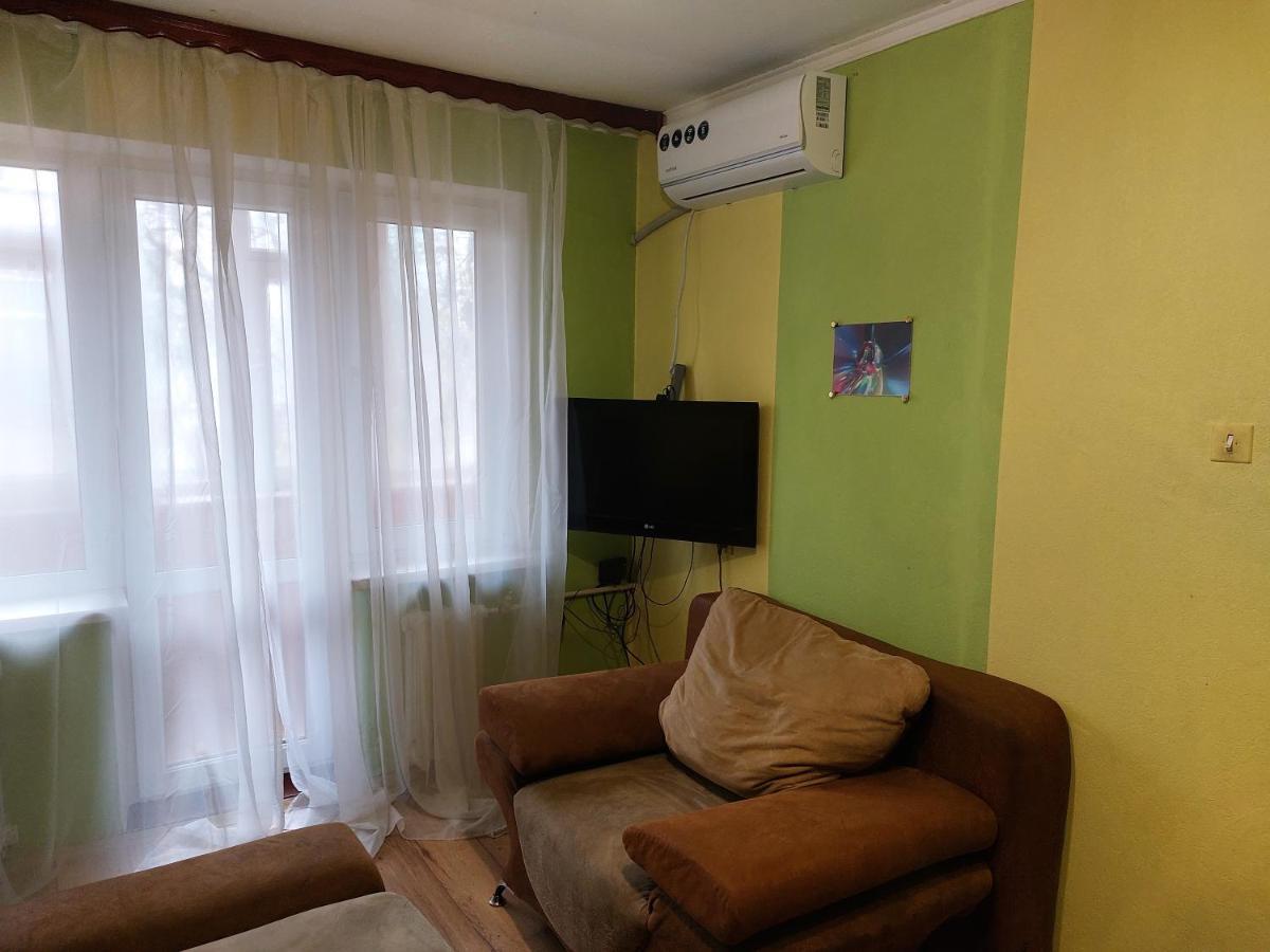 Ferienwohnung Район Деснянской Правды Tschernihiw Exterior foto
